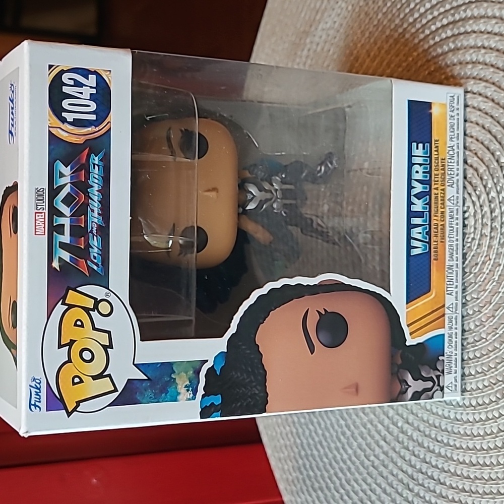 Thor Valkyrie Bobble Head